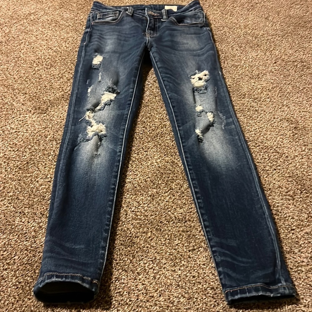 Women’s Size 26 . Distressed Skinny Jean . Bridge By Gly .